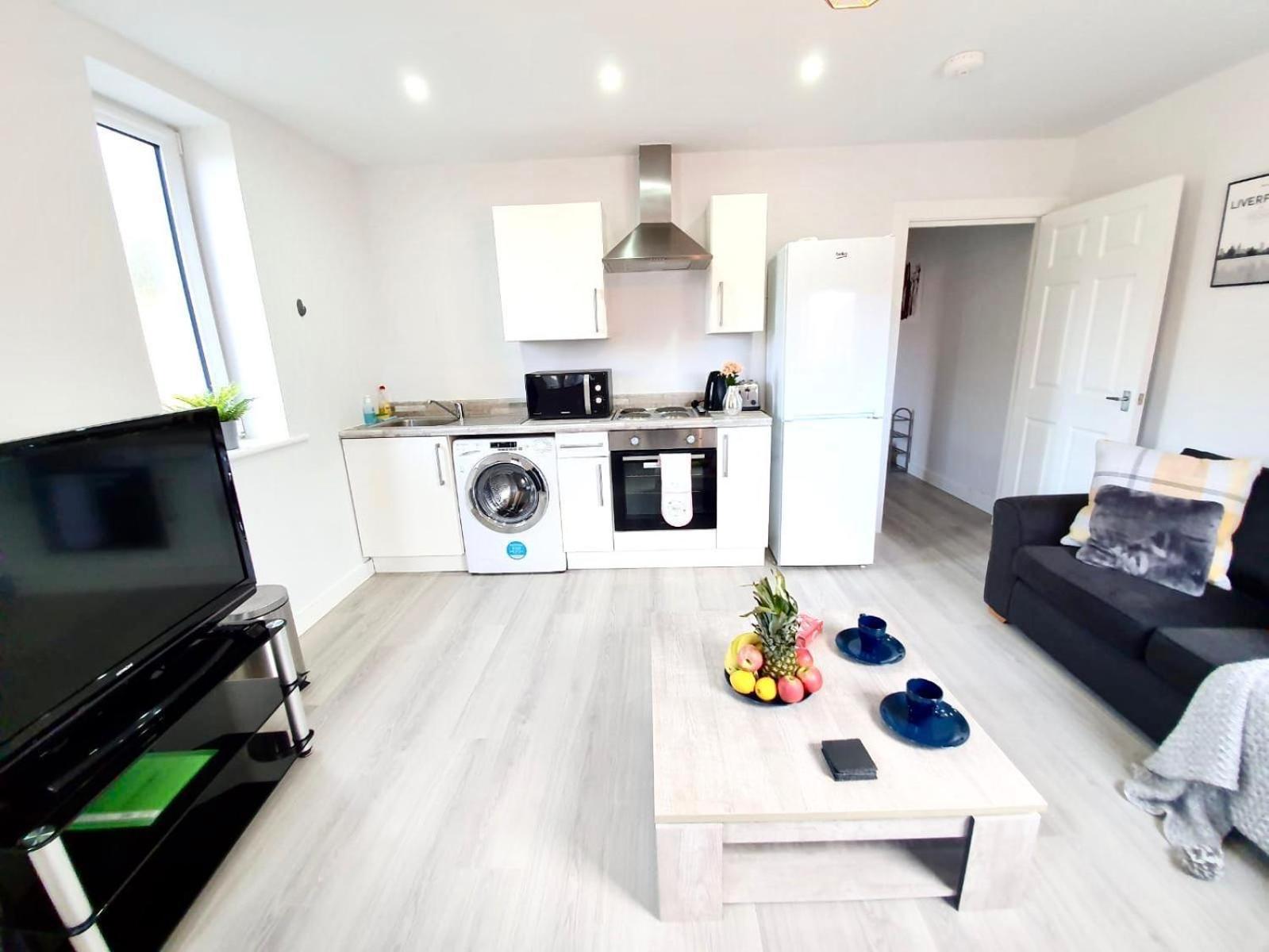 Opp Liverpool - Perfect For Contractors And Travellers, Big Savings Booking 4 Nights Or More! Leilighet Rom bilde