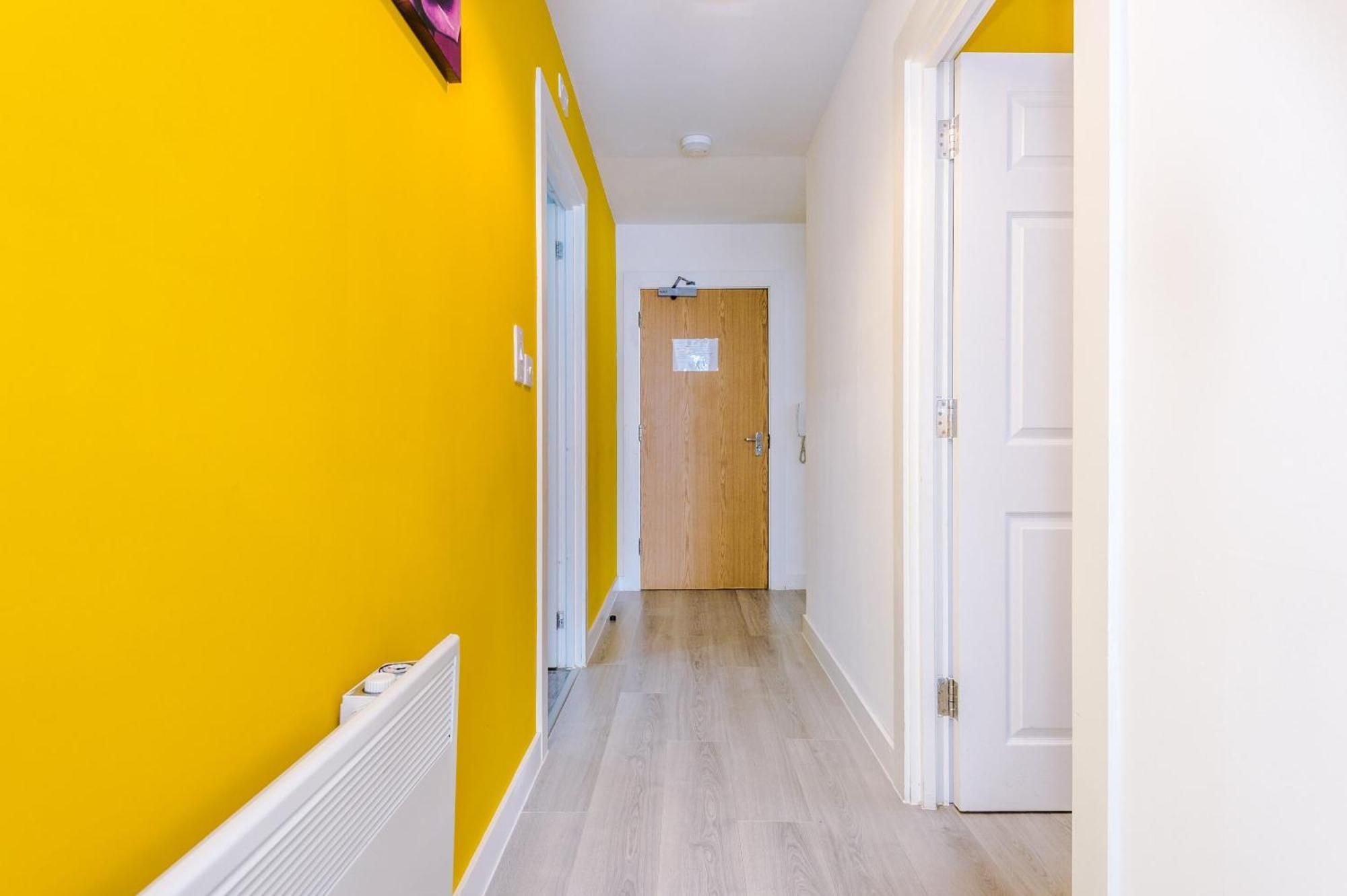 Opp Liverpool - Perfect For Contractors And Travellers, Big Savings Booking 4 Nights Or More! Leilighet Rom bilde