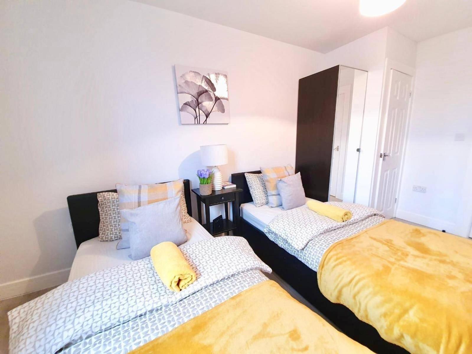 Opp Liverpool - Perfect For Contractors And Travellers, Big Savings Booking 4 Nights Or More! Leilighet Rom bilde